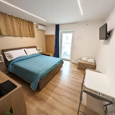 Civico 66 Bed & Breakfast 4*