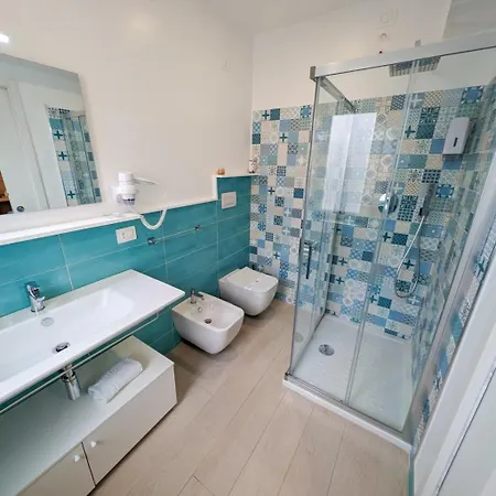 Civico 66 4* Diamante