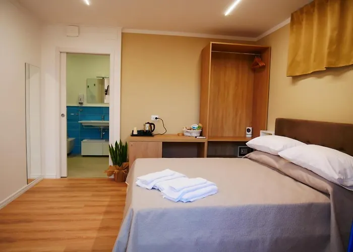 Civico 66 4* Diamante