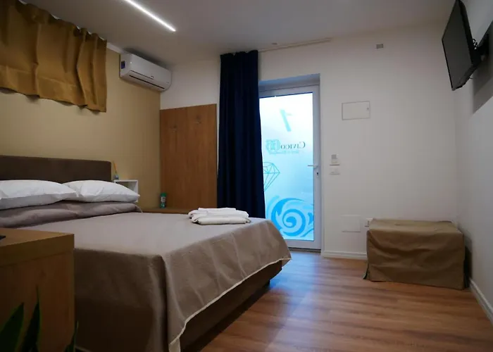 Civico 66 4* Diamante