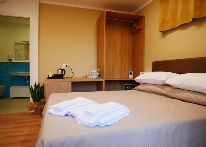 Civico 66 Alojamento de Acomodação e Pequeno-almoço Diamante